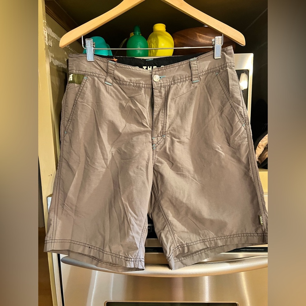 Howler Brothers Men’s Gray Shorts Sz.32